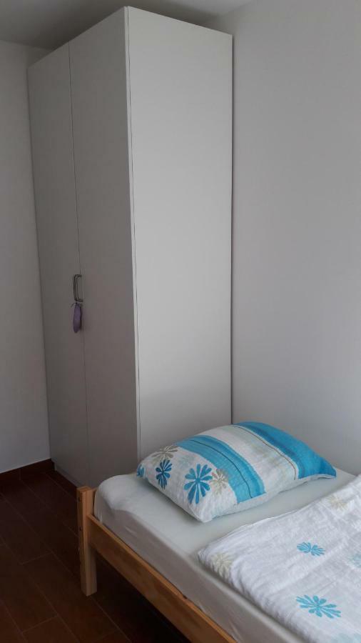Pocitniska Hisa Dobravlje Exterior foto